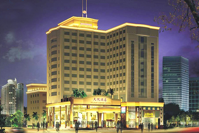 石碣天悅酒店玻璃鋁板幕墻施工